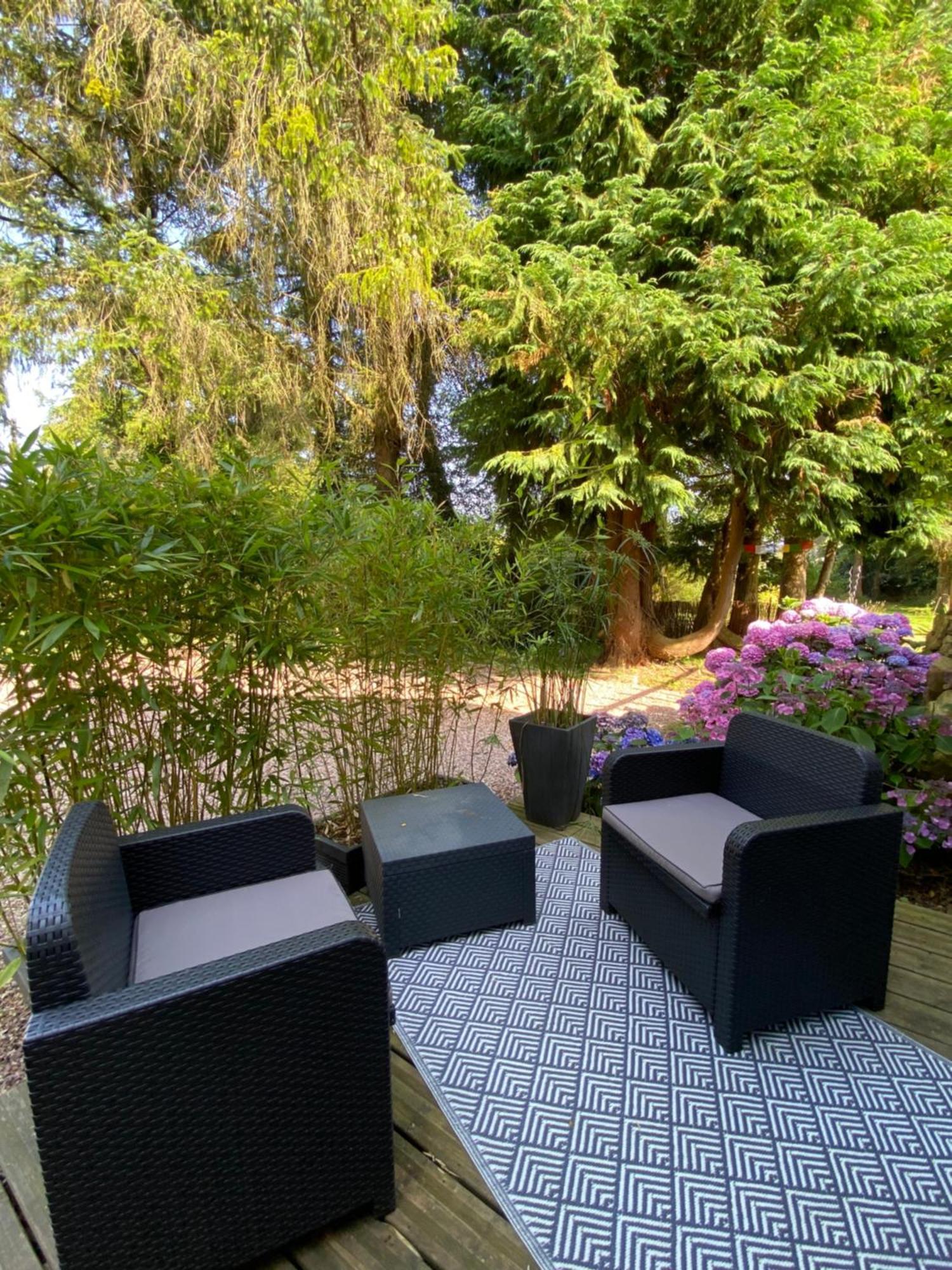 L'Hotie De Broceliande, Au Coeur Des Sites Naturels Et Legendaires Paimpont Exterior photo