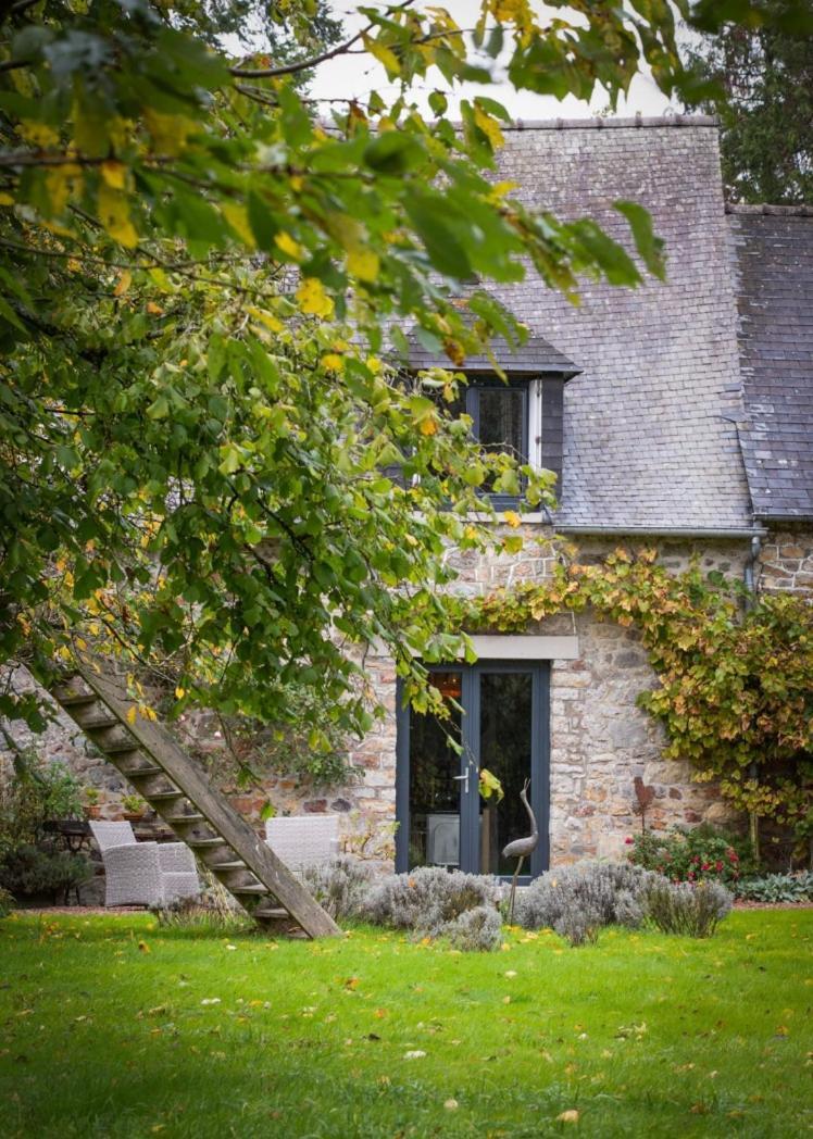 L'Hotie De Broceliande, Au Coeur Des Sites Naturels Et Legendaires Paimpont Exterior photo